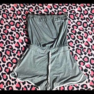 light grey tieable striped baddie strapless bandeau tube top romper🤍